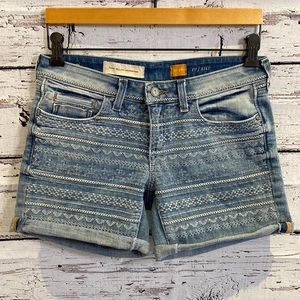 Anthropologie Pilcro and The Letterpress Embroidered Shorts, Size 26